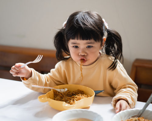 Ini Panduan MPASI untuk Anak 1 Tahun Ya Moms